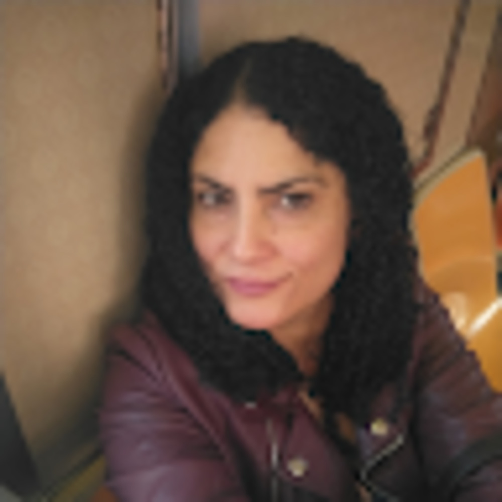 Meet your Posher, Yesenia